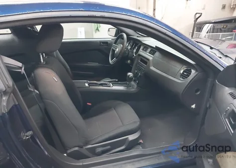 2011 Ford Mustang V6 из США, поврежденный, VIN 1ZVBP8AM2B5122124